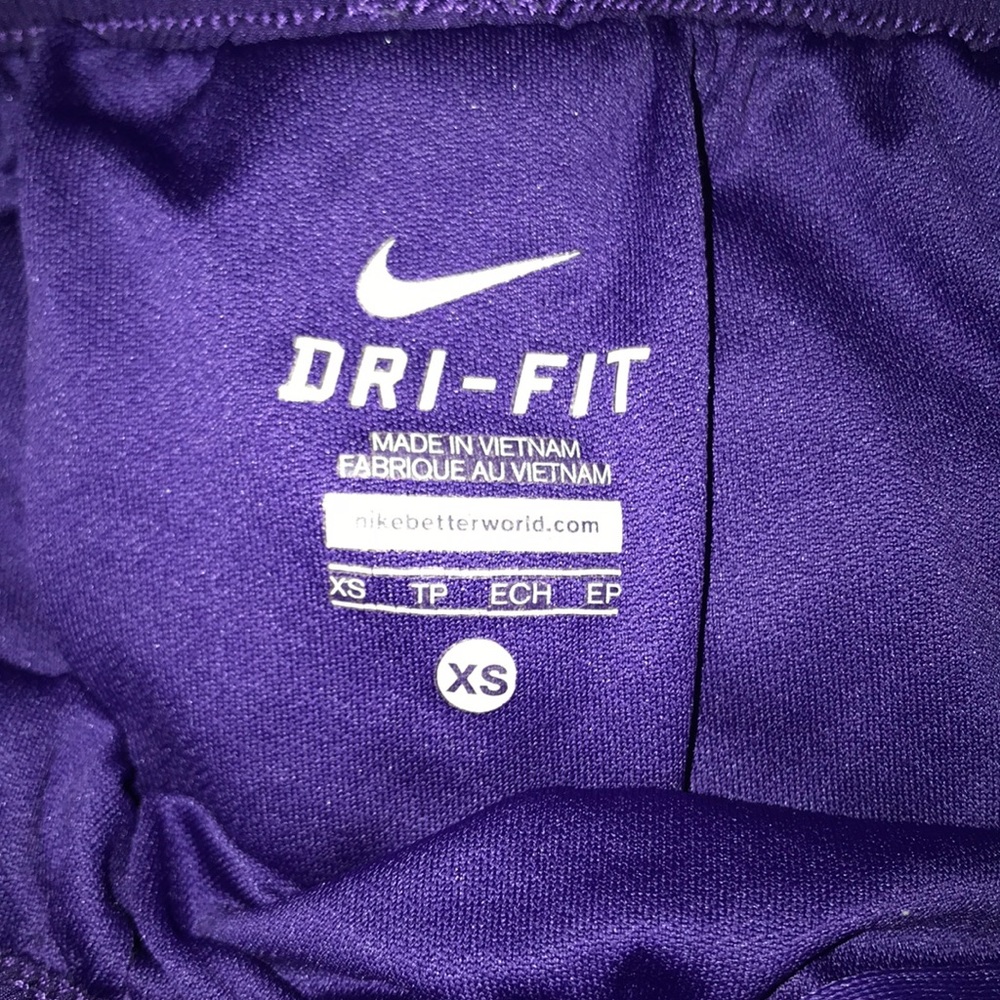 nike athletic shorts - Picture 3 of 3